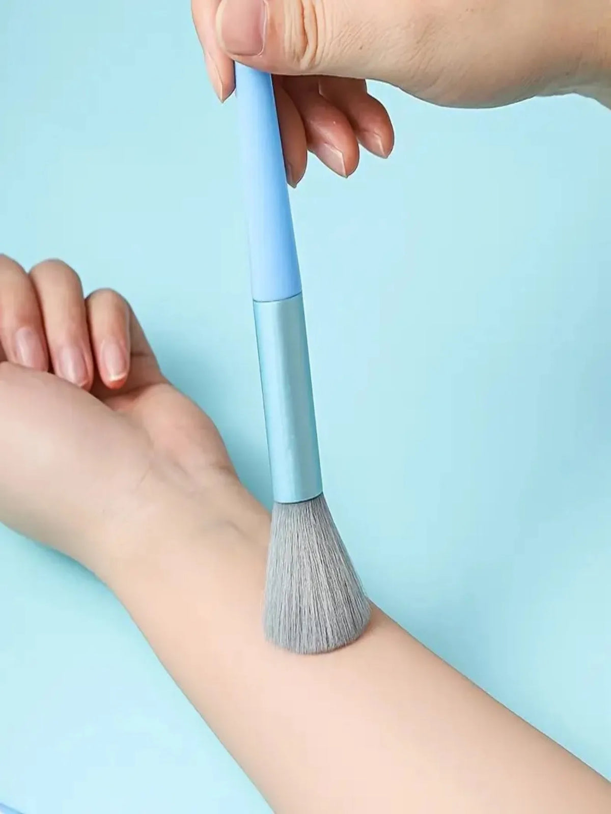13-Piece Blue Makeup Brush Set with Sponge & Powder Puff Makeup Brush Set QXL