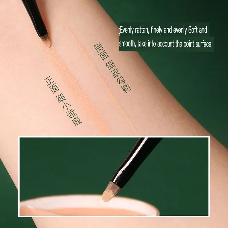 M75 Tongue-Shaped Flat Head Concealer Brush – Soft & Precise Concealer Brush QXL