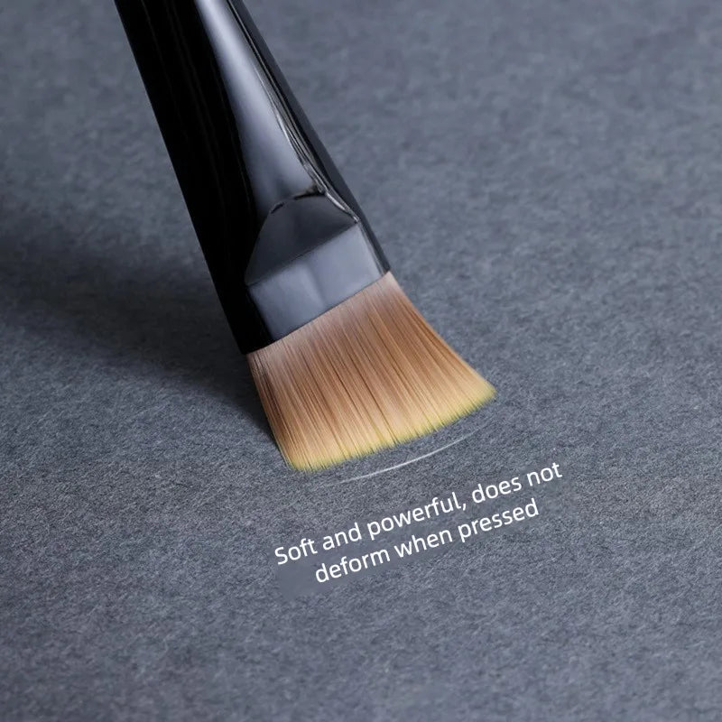 Flat Head Foundation Brush | Soft Synthetic Bristles & Wood Handle Foundation Makeup Brush QXL