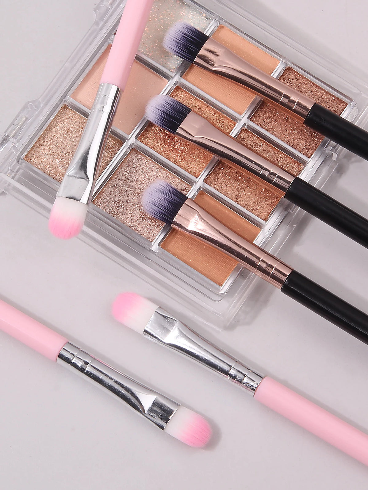 30-Pack Eyeshadow & Smudge Brush Set | Nylon Makeup Brushes Eyeshadow Brush Set QXL