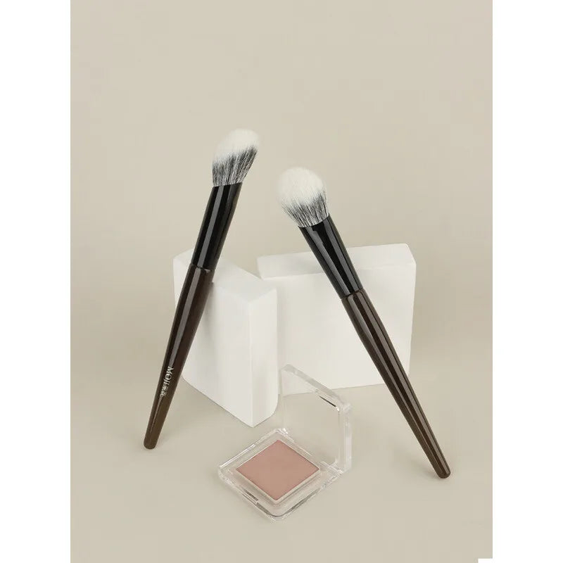 L63 Slope Goat Hair Blush & Contour Brush | Professional Blush Contour Brush QXL