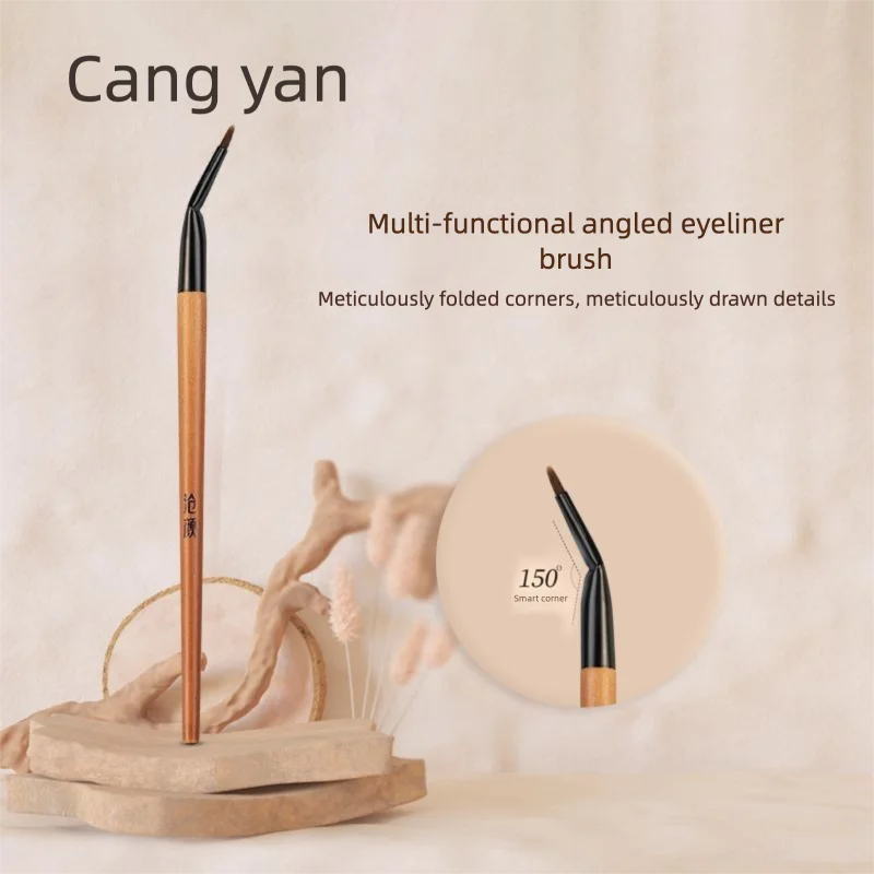 Fine Right-Angle Eyeliner Brush | Precision Corner Eye Brush Eyeliner Brush QXL Folded corner 01