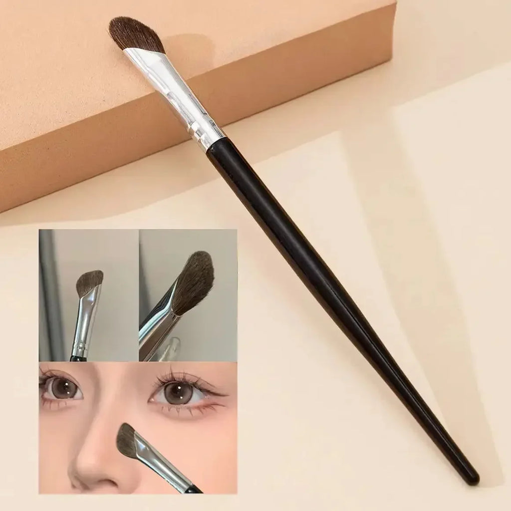 Nose Contour & Highlight Makeup Brush | Soft Sickle Head Contour Makeup Brush QXL