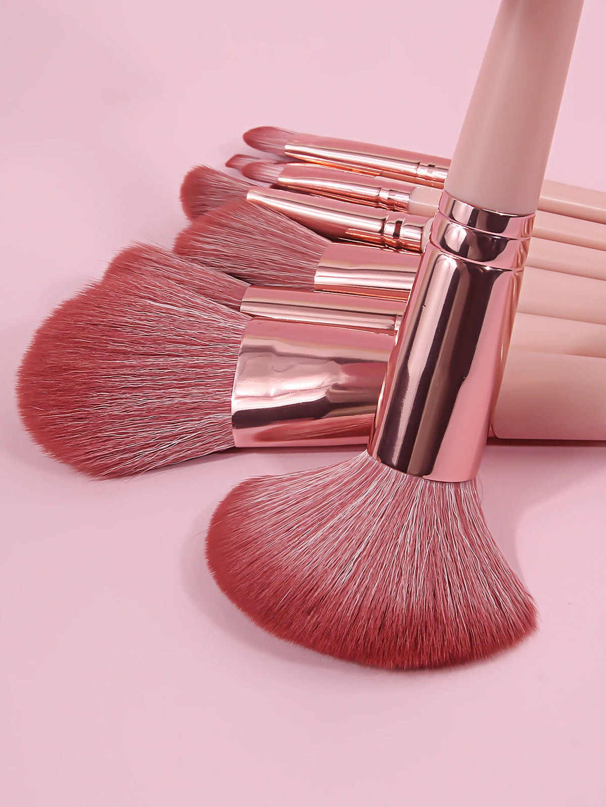 13-Piece Professional Makeup Brush Set | Powder, Blush & Contour Makeup Brush Set QXL