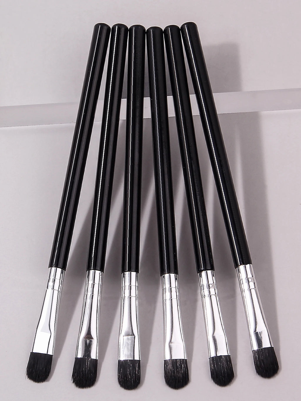 30-Pack Eyeshadow & Smudge Brush Set | Nylon Makeup Brushes Eyeshadow Brush Set QXL