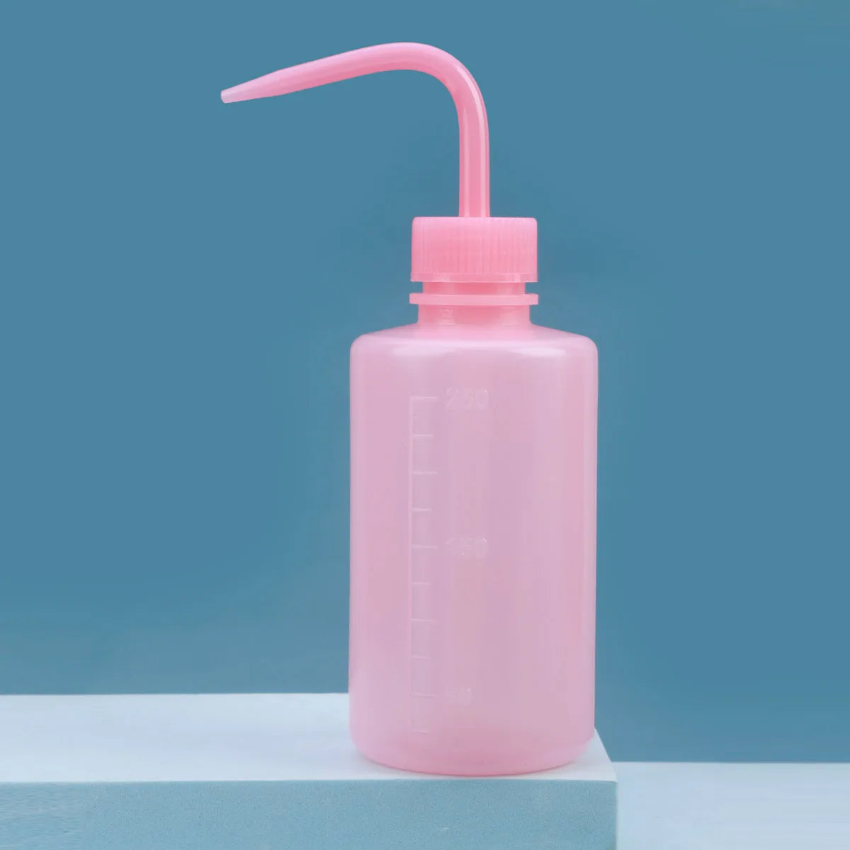 250ml Squeeze Squirt Bottle Narrow Mouth & Scale | RANCAI Squeeze Squirt Bottle QXL Pink 250ml