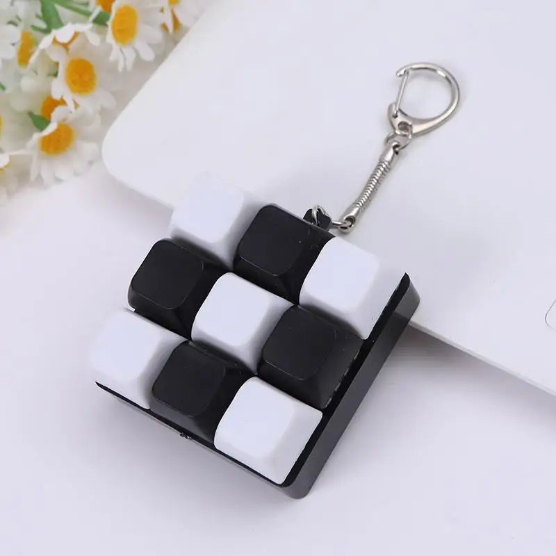 9-Key DIY Keycap Keychain | Customizable Fidget Toy for Adults Fidget Keychain Toy QXL A3