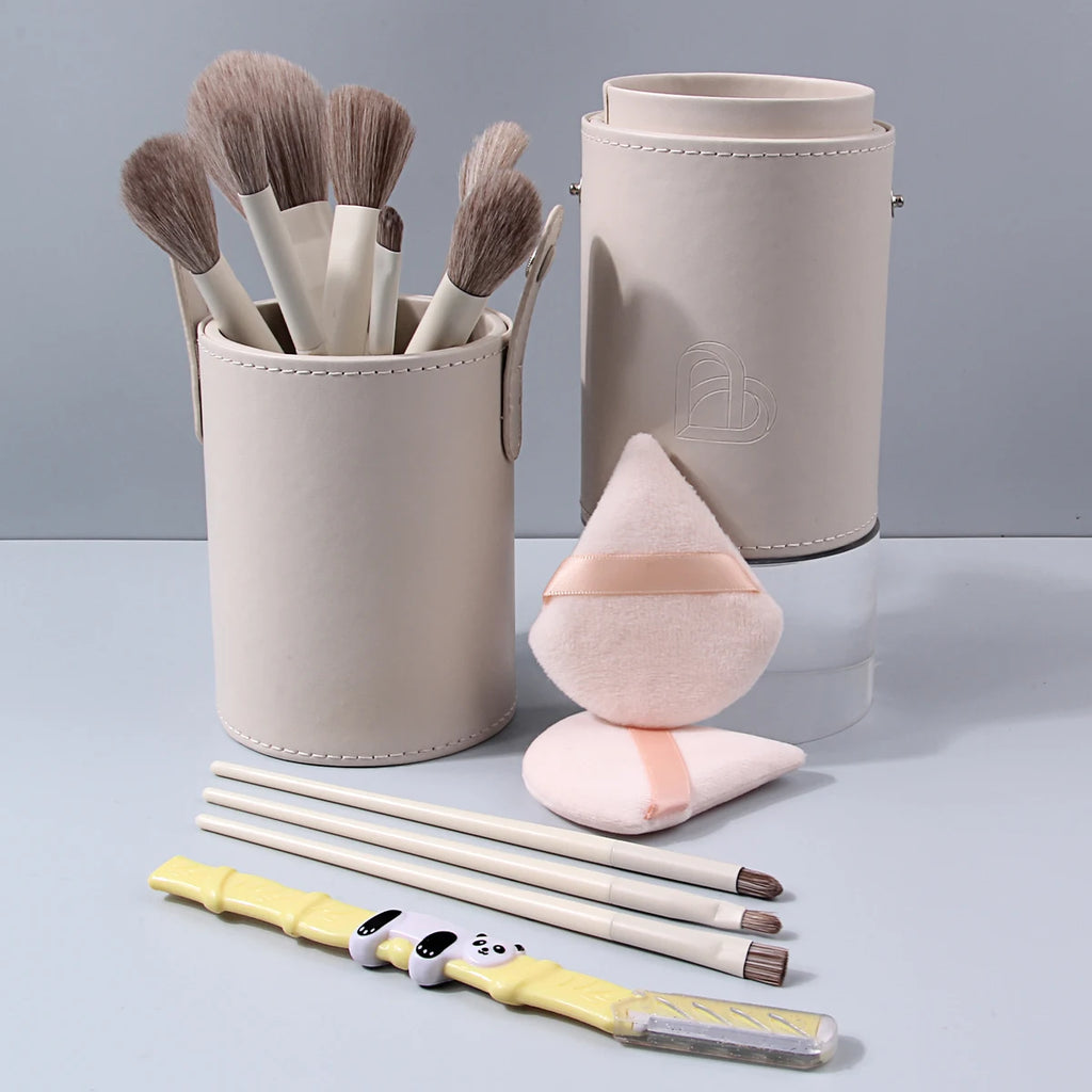 KOSSHOW 14-Pc Beige Makeup Brush Set with Case & Puffs Makeup Brush Set QXL