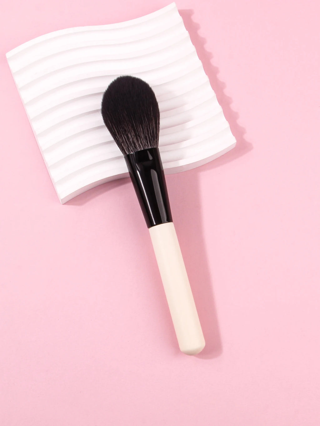 KOSSHOW Powder Brush | Loose Powder, Blush & Bronzer Powder Makeup Brush QXL