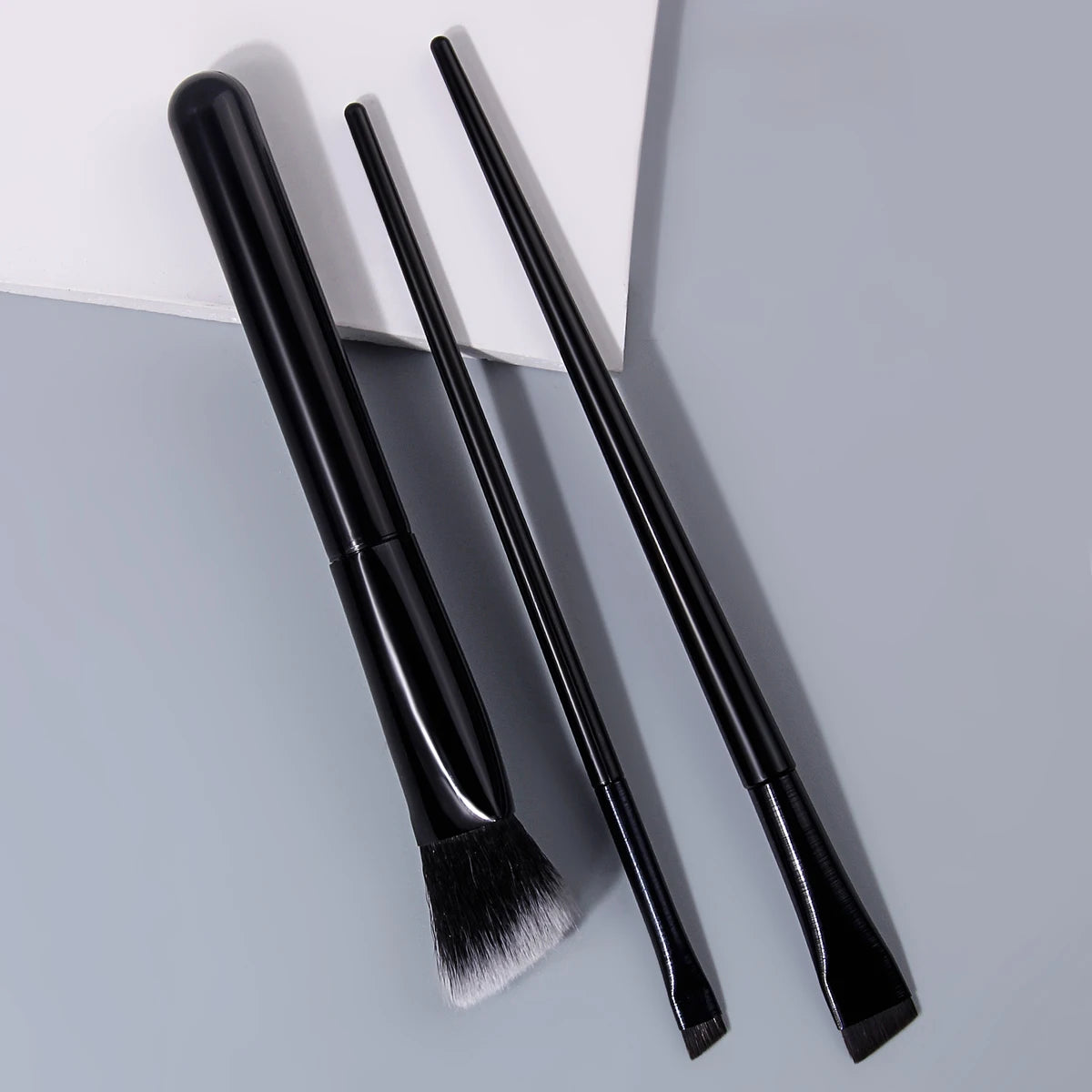 KOSSHOW 3-Pc Precision Makeup Brush Set – Concealer & Eyeliner Makeup Brush Set QXL