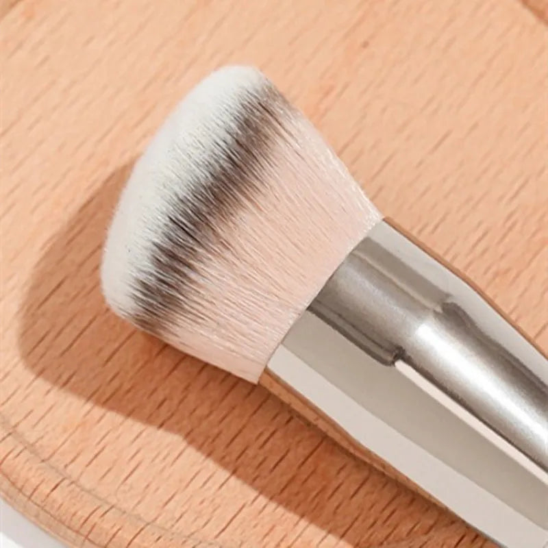 Large Oblique Sculpting Brush – Bronzer, Blush & Powder Sculpting Makeup Brush QXL