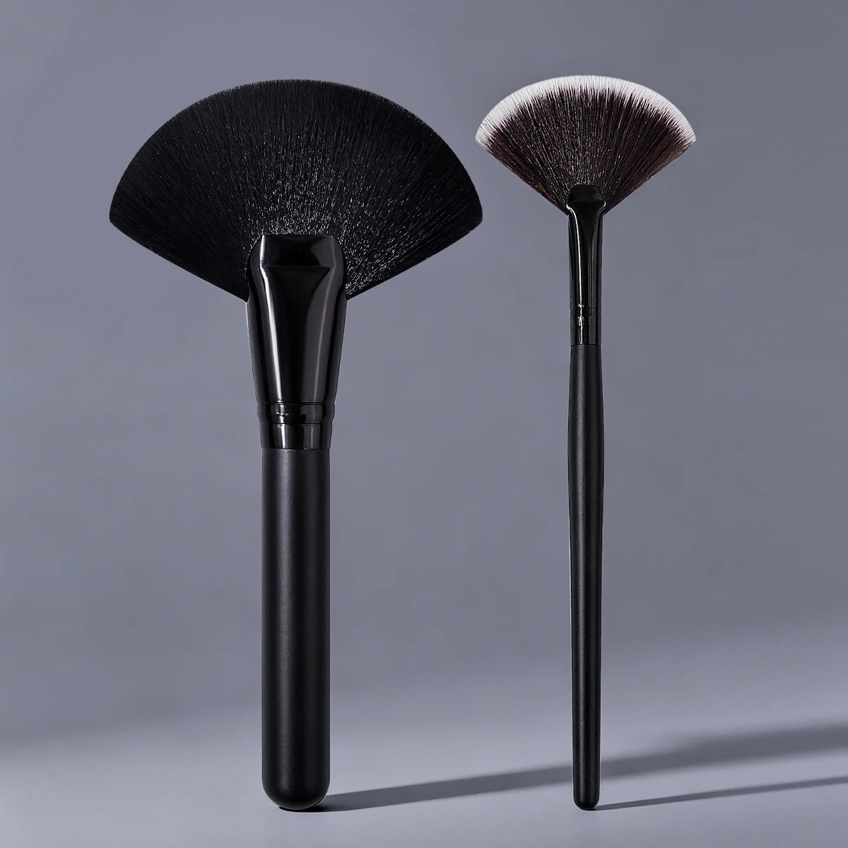 KOSSHOW 2-Pc Fan Makeup Brush Set – Highlight & Powder Fan Makeup Brush Set QXL