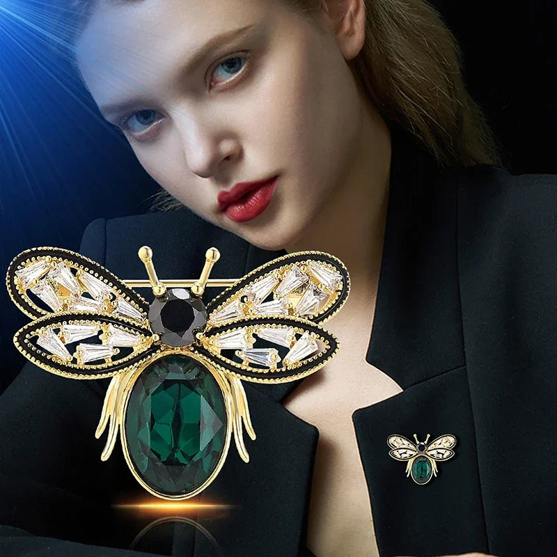 Vintage Little Bee Brooch Pin | Zinc Alloy Women's Accessory Fashion Brooch Pin QXL