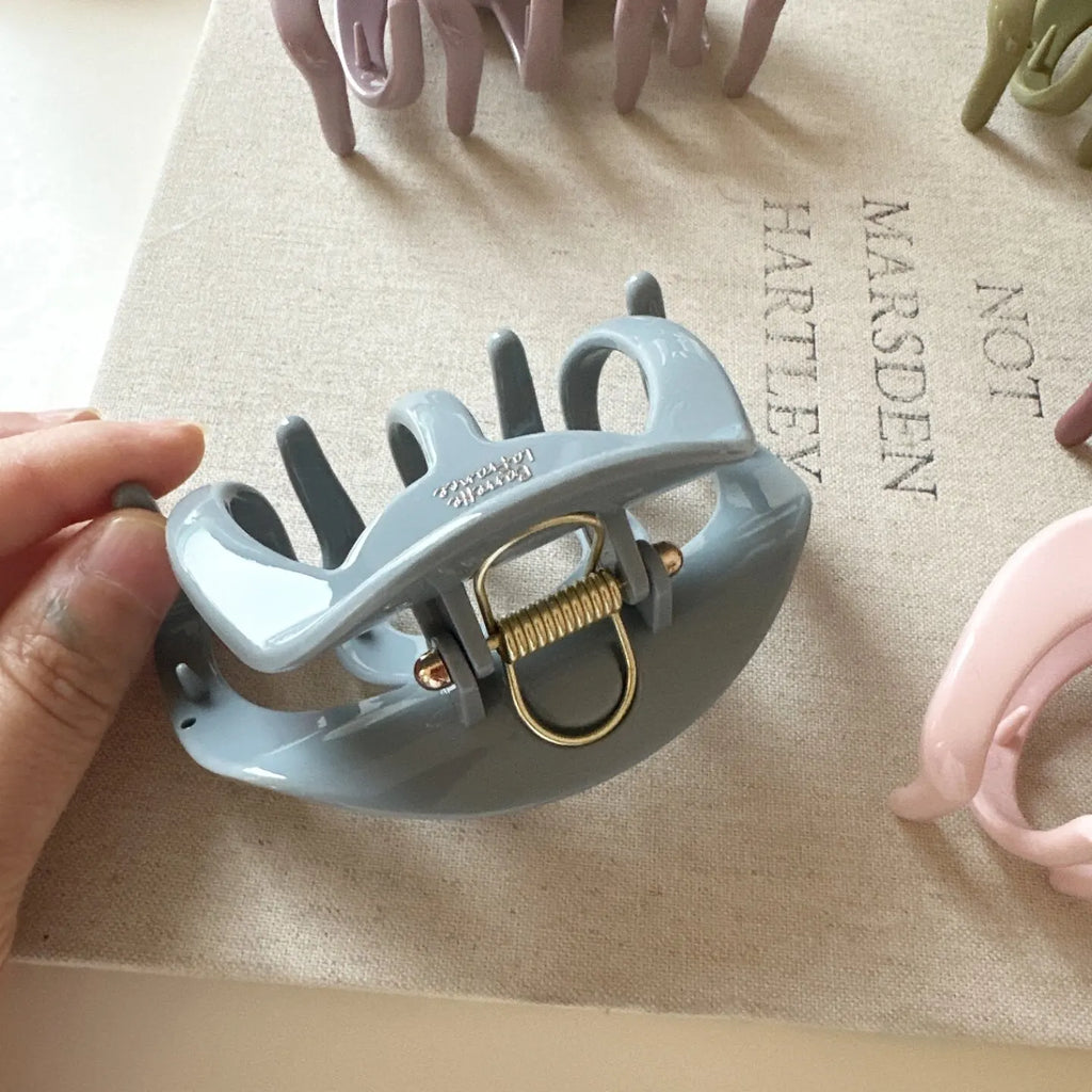 Large Shark Hair Claw Clip | Acrylic, Lightweight & Elegant Shark Hair Claw Clip QXL