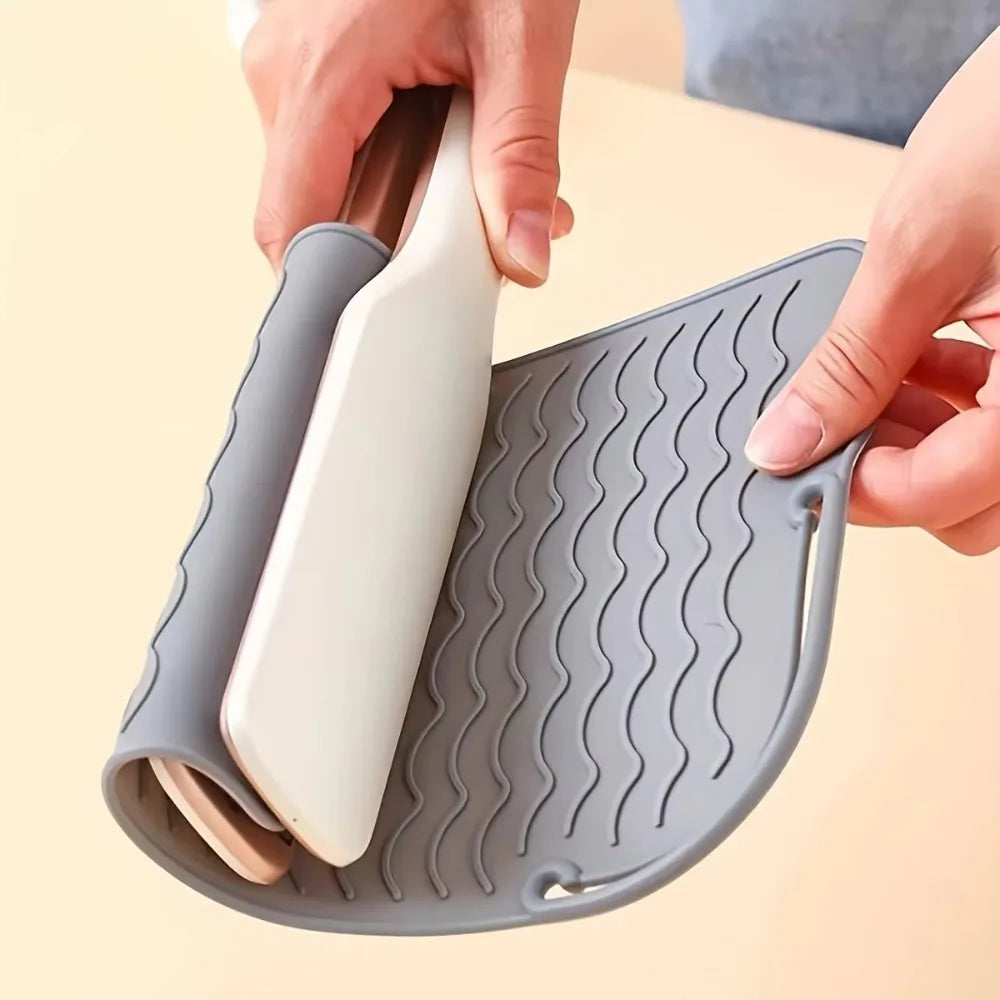 Silicone Heat Resistant Mat for Curling & Flat Irons | Non-Slip Heat Resistant Mat QXL