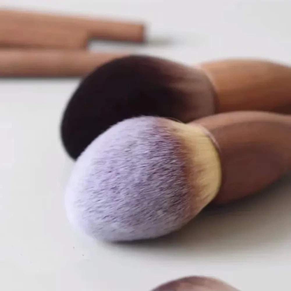 Retro Walnut Wood Handle Makeup Brush | Soft Synthetic Makeup Brush QXL