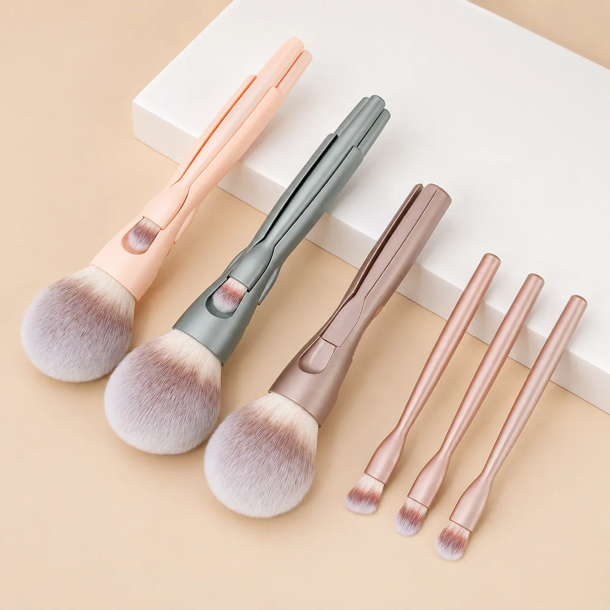LUXEBLEND 4-in-1 Magnetic Makeup Brush Set | Soft Bristles Makeup Brush Set QXL