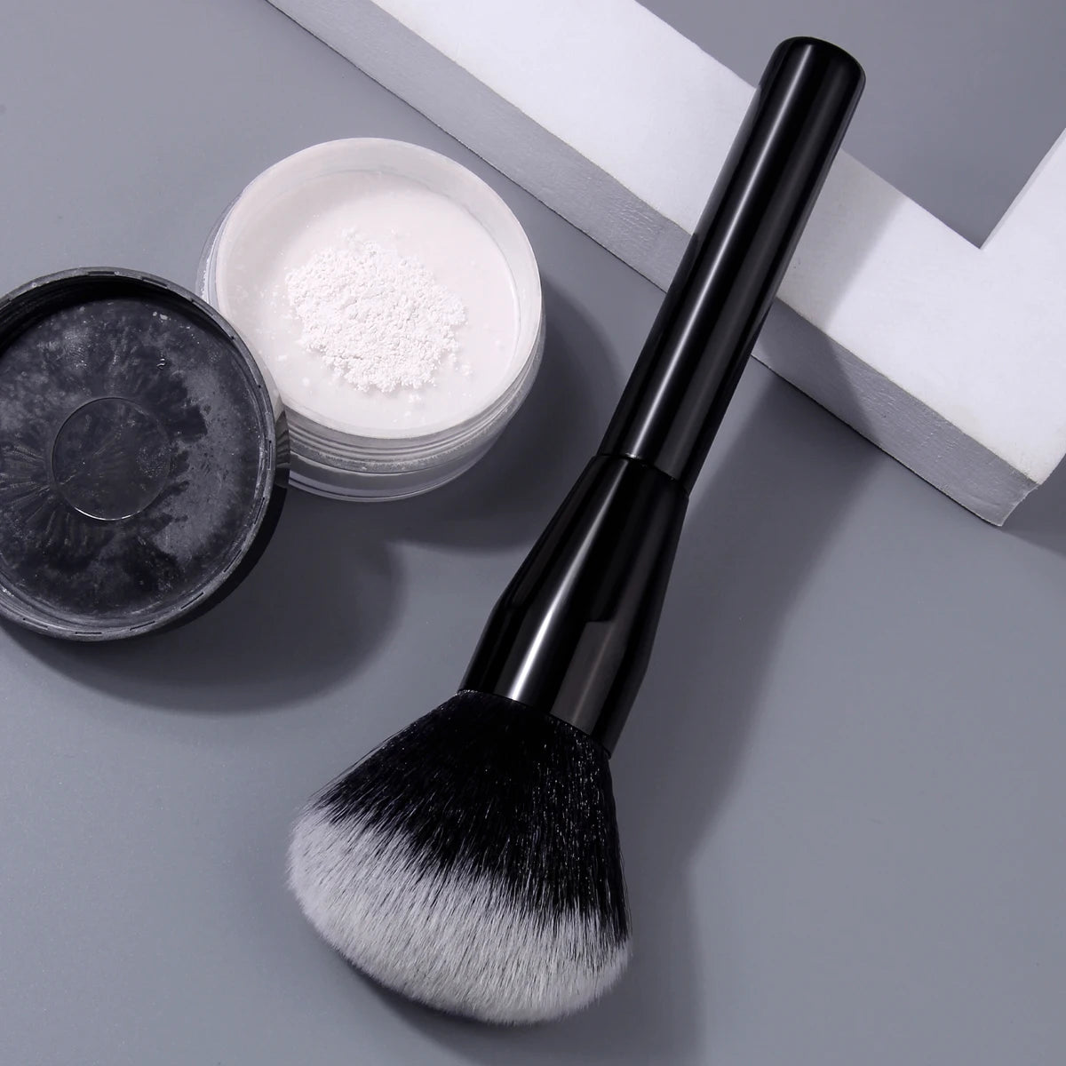 KOSSHOW Large Powder Makeup Brush – Ultra-Soft Nylon Powder Makeup Brush QXL
