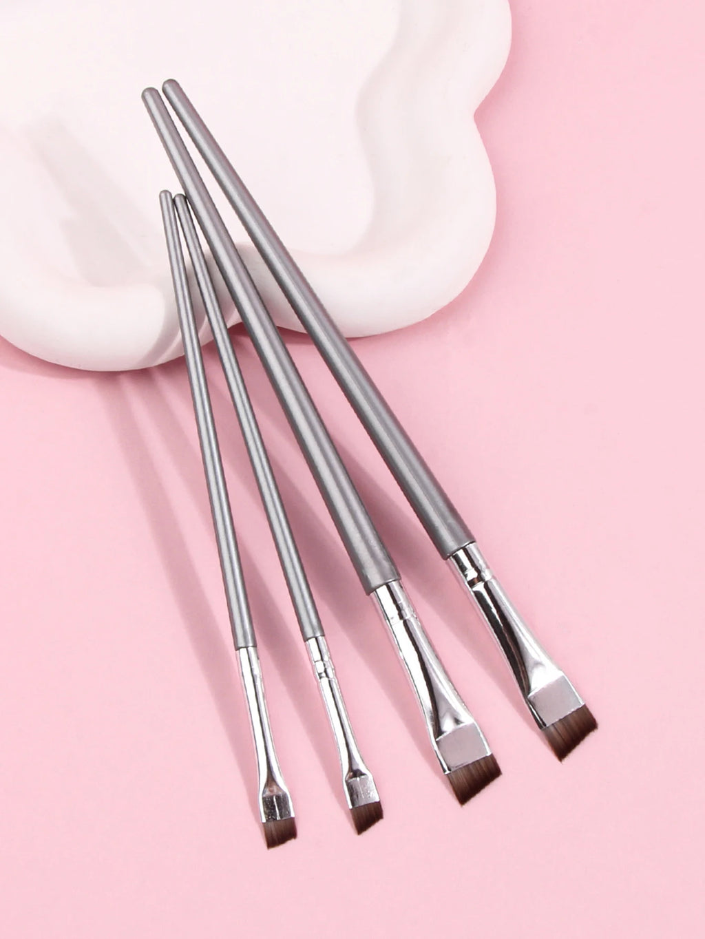 4-Piece Eyeliner, Eyebrow & Concealer Brush Set | Ultra-Fine Makeup Brush Set QXL