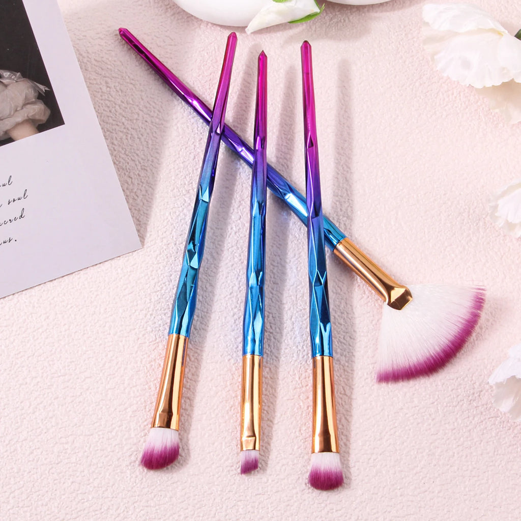 KOSSHOW 4-Pc Eye Makeup Brush Set – Fan & Brow Brushes Eye Makeup Brush Set QXL