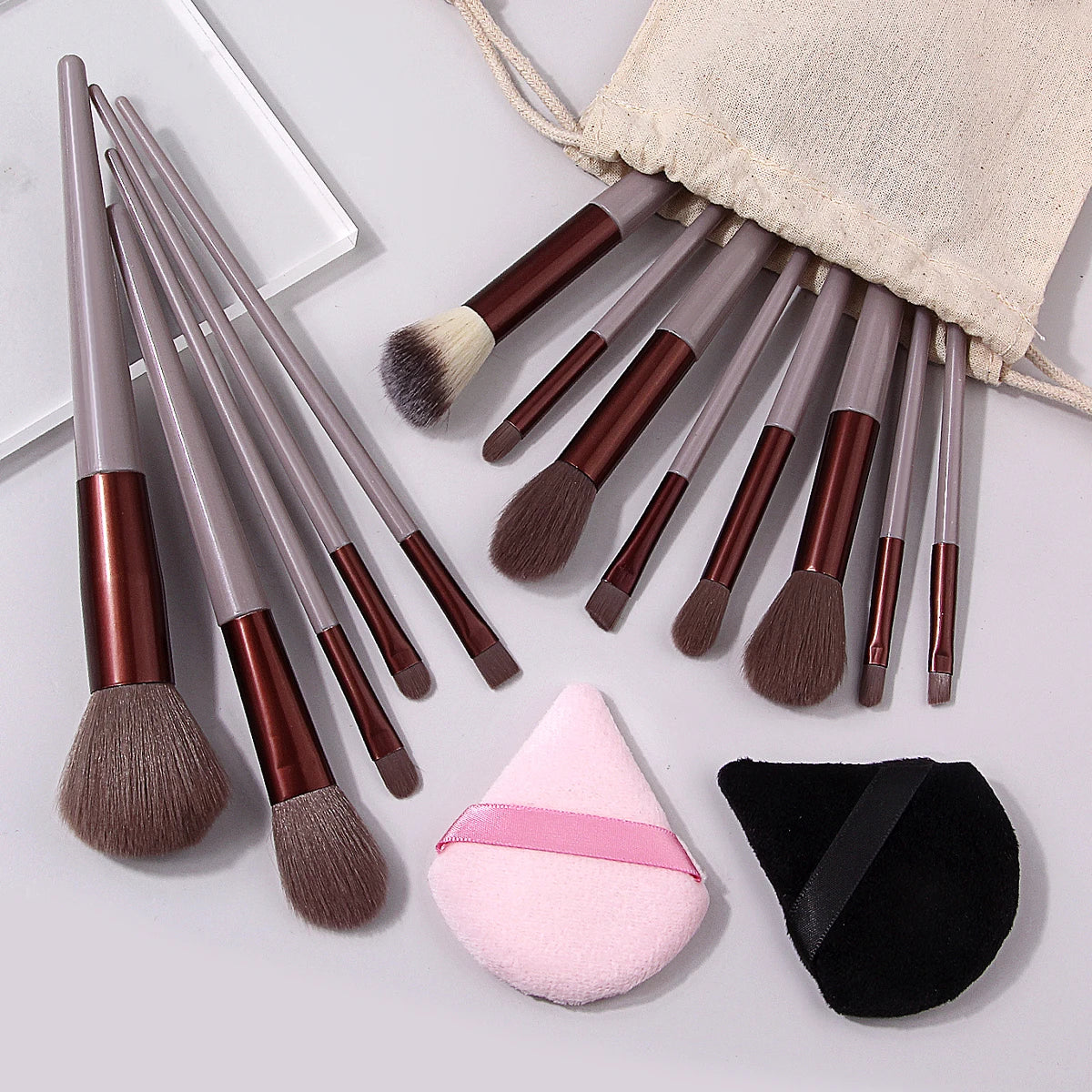 16-Pc Makeup Brush Set with Puffs & Storage Bag | KOSSHOW Makeup Brush Set QXL