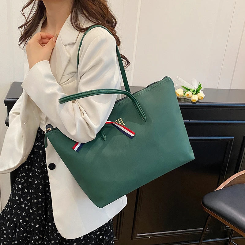 Women's Leather Crossbody Shoulder Bag – Elegant Daily Tote Crossbody Shoulder Bag QXL