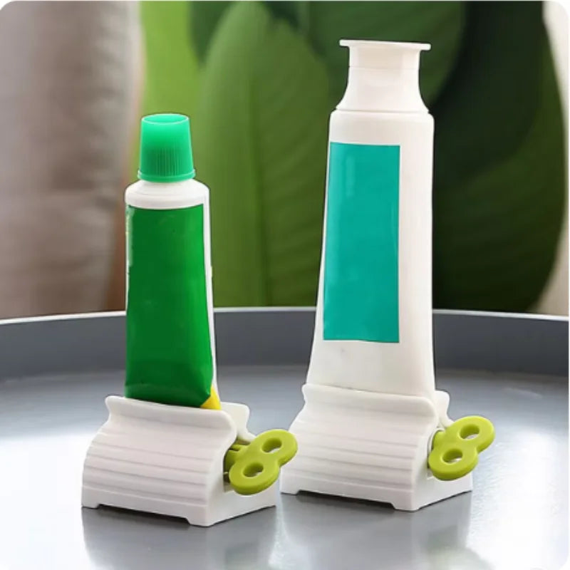 Roller Tube Toothpaste Squeezer & Rotary Paste Dispenser Toothpaste Dispenser QXL