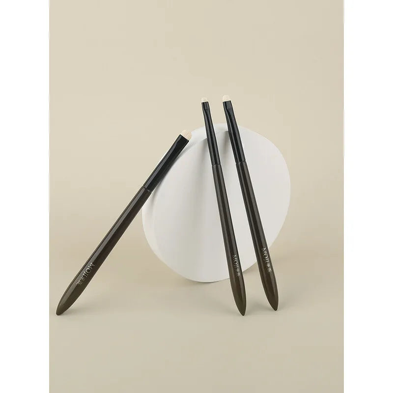 Moji L15 Flat Eyeshadow Brush | Under-Eye Detail Brush Eyeshadow Detail Brush QXL