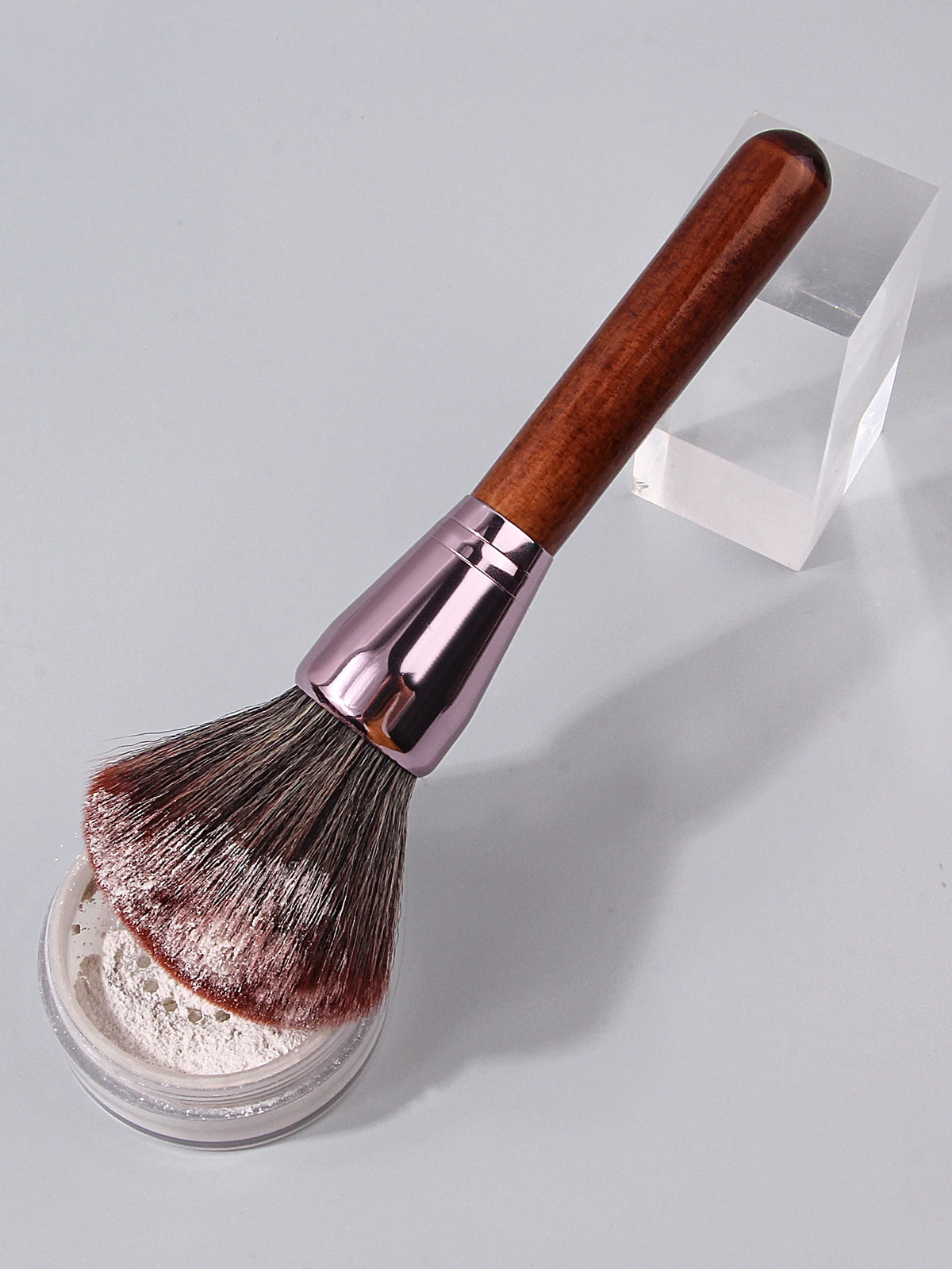 Wooden Handle Makeup Brush | Powder, Blush & Contour Makeup Brush QXL