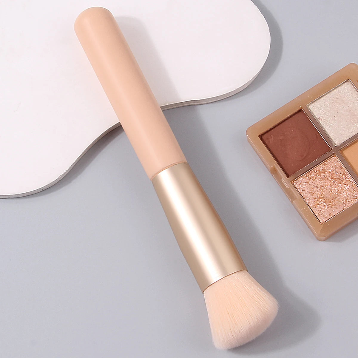 KOSSHOW Sloped Foundation Brush – Streak-Free Full Coverage Foundation Brush QXL
