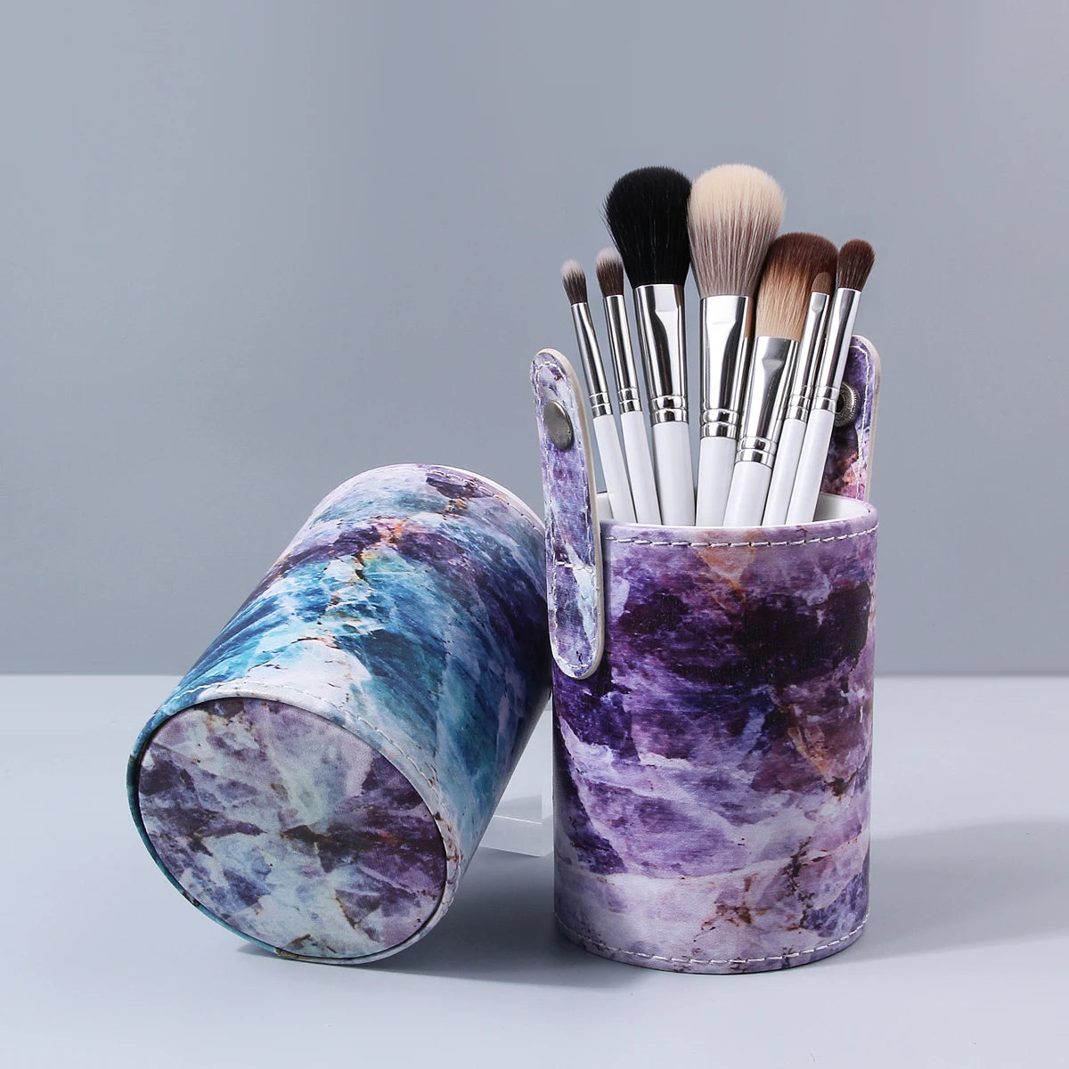 KOSSHOW Makeup Brush Holder Cylinder – Dustproof, 18cm Makeup Brush Holder QXL
