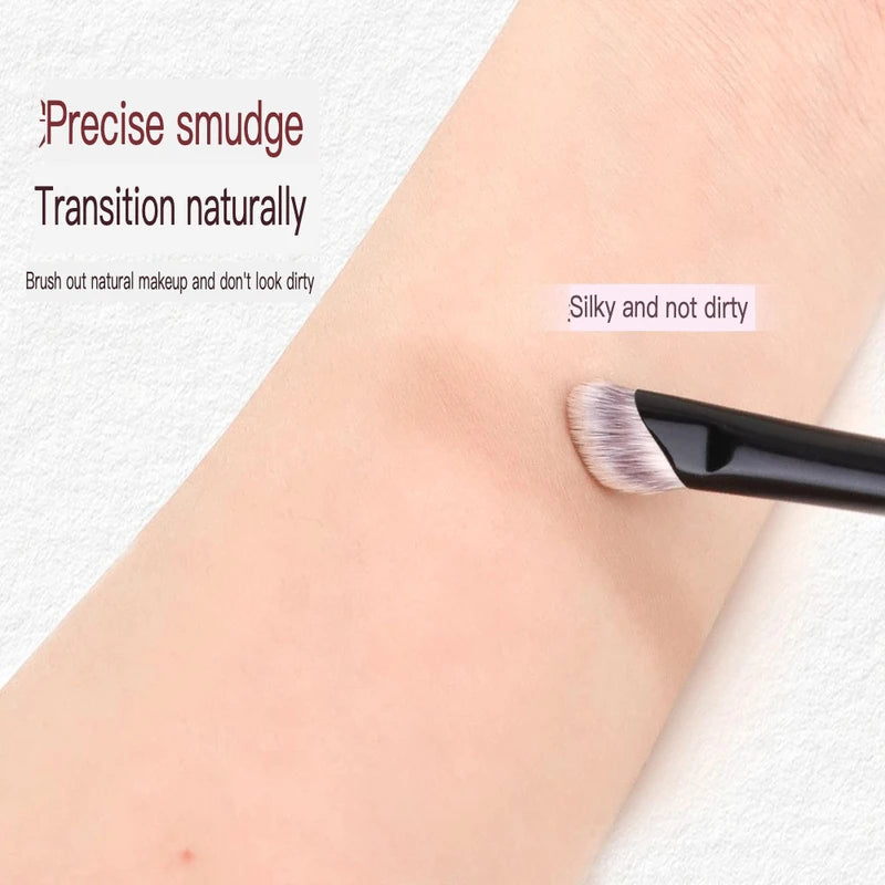 Scythe Nose Shadow Contour Brush | Precise Sculpting Tool Nose Contour Brush QXL