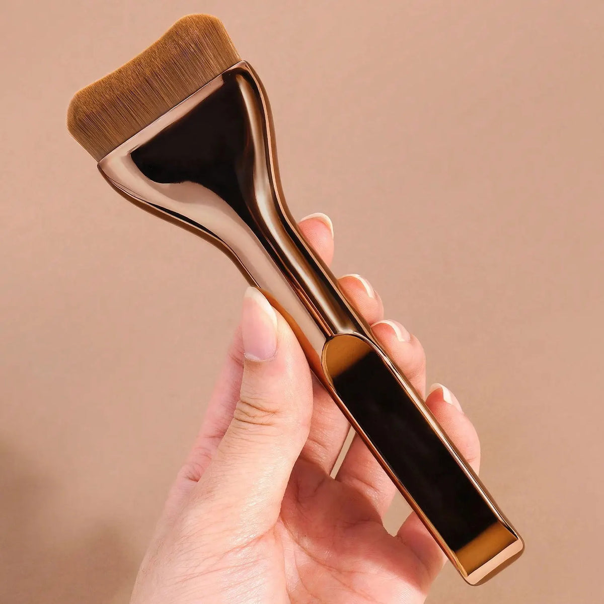 LUXEBLEND Soft Touch Makeup Brush | Foundation & Blush Tool Makeup Brush QXL
