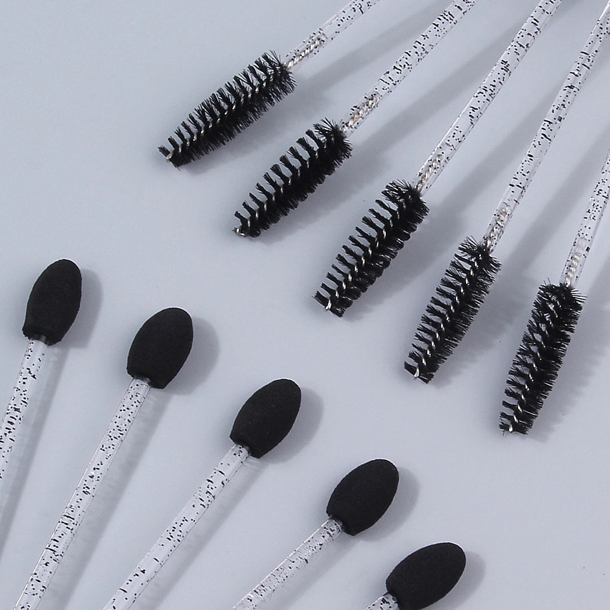 50-Pack Dual-Head Mascara Wands & Eyeshadow Applicators Disposable Makeup Applicator QXL