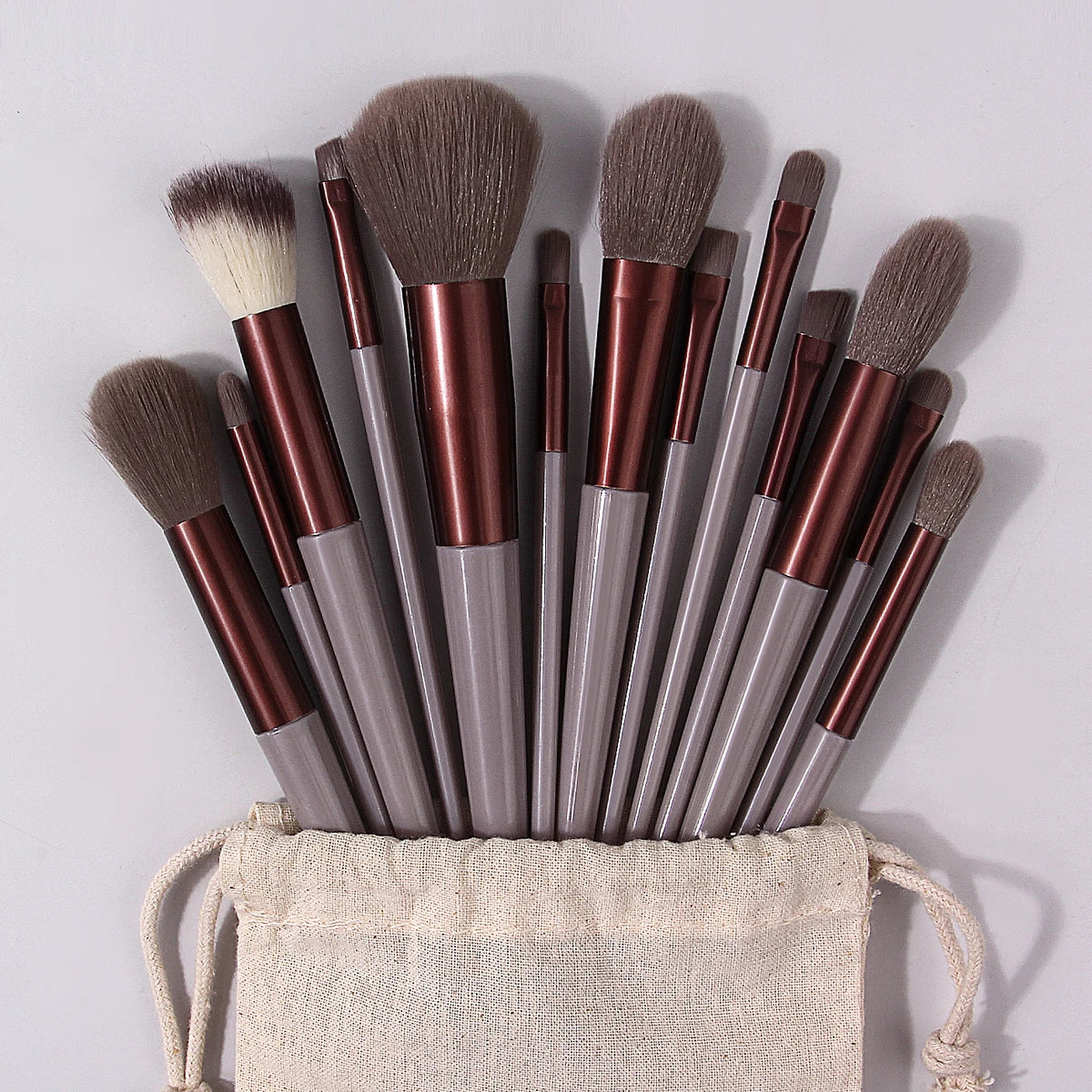 16-Pc Makeup Brush Set with Puffs & Storage Bag | KOSSHOW Makeup Brush Set QXL