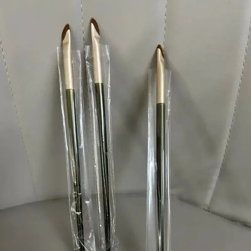 Angled Eyeliner & Eyebrow Brush | Ultra-Thin Beveled 1-3 Pack Angled Makeup Brush QXL
