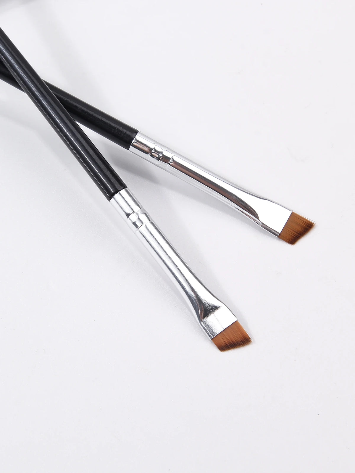 3-Piece Oblique Eyeliner, Eyebrow & Detail Makeup Brush Set Eye Makeup Brush Set QXL