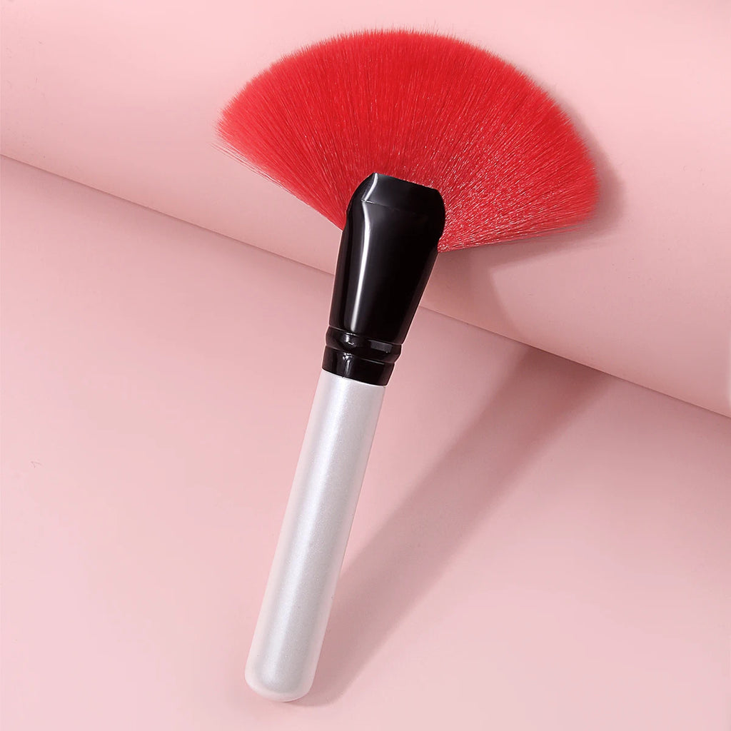 KOSSHOW Large Fan Powder Brush | Wooden Handle – White Fan Powder Brush QXL