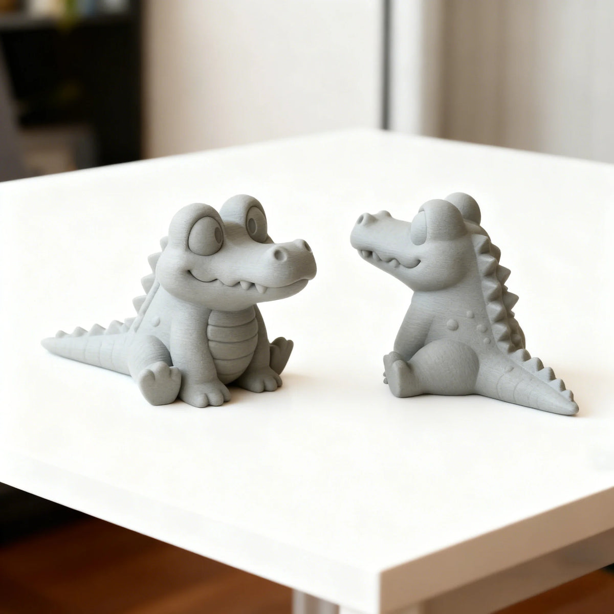 3D Printed Alligator Figurine | Reptile Desk & Home Décor Decorative Figurine QXL