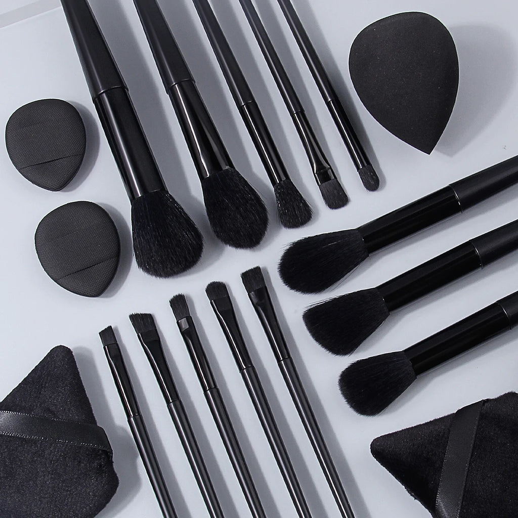 KOSSHOW 20-Pc Black Makeup Brush Set with Sponges & Puffs Makeup Brush Set QXL