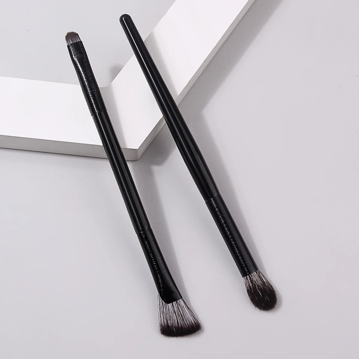 2-Pack Dual-End Concealer & Eyeshadow Blending Brush Set Makeup Brush Set QXL