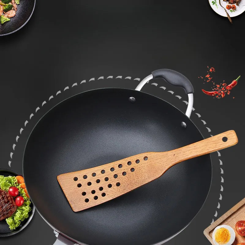 24-Hole Wooden Filter Spatula | Non-Stick Stir-Fry Turner Kitchen Spatula QXL