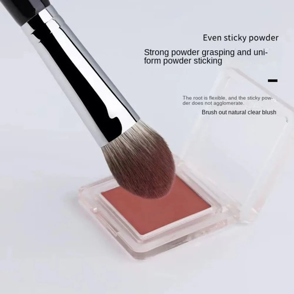 Peach Heart Blush Brush – Soft Flat Tongue Shaped 17cm Blush Makeup Brush QXL