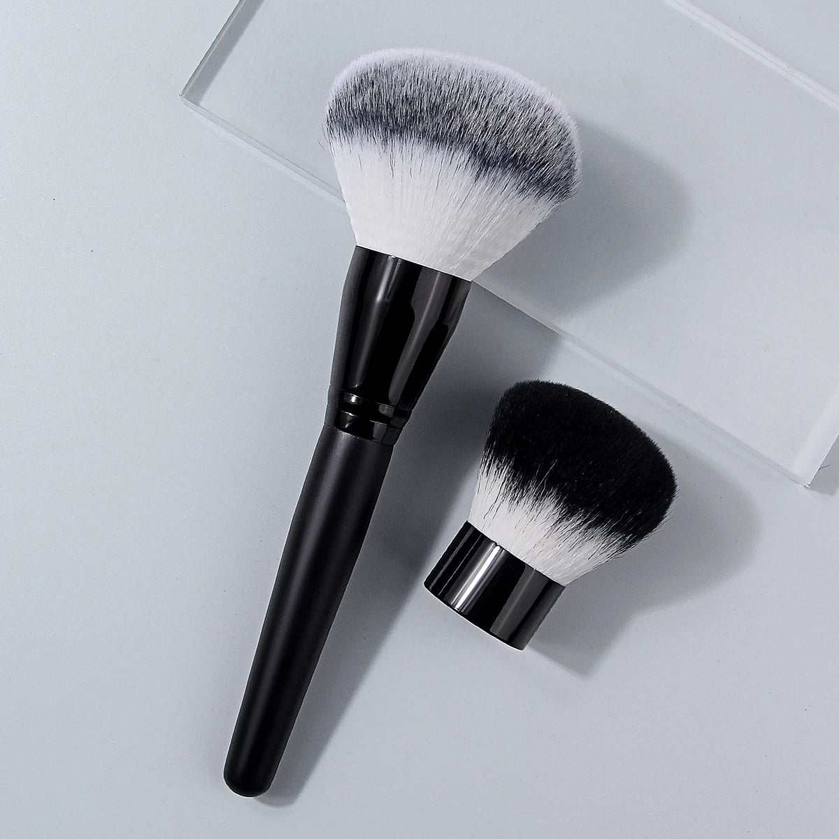 KOSSHOW 2-Pack Fluffy Powder Brush Set | Ombre Hair Makeup Powder Makeup Brush QXL