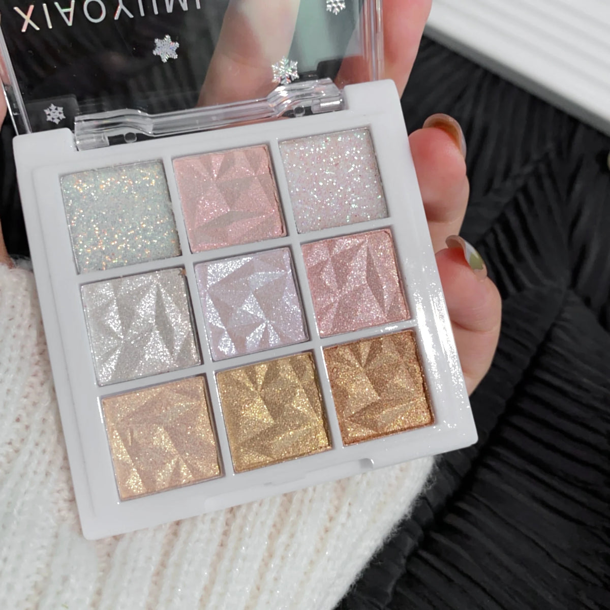 9-Color Glitter Eyeshadow Palette | Shimmer & Pearlescent Eyeshadow Palette QXL