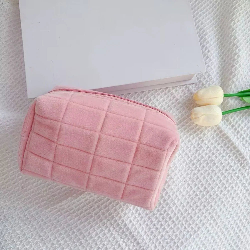 Cute Plush Velvet Cosmetic Bag | Barrel Travel Makeup Pouch Travel Cosmetic Bag QXL Pink