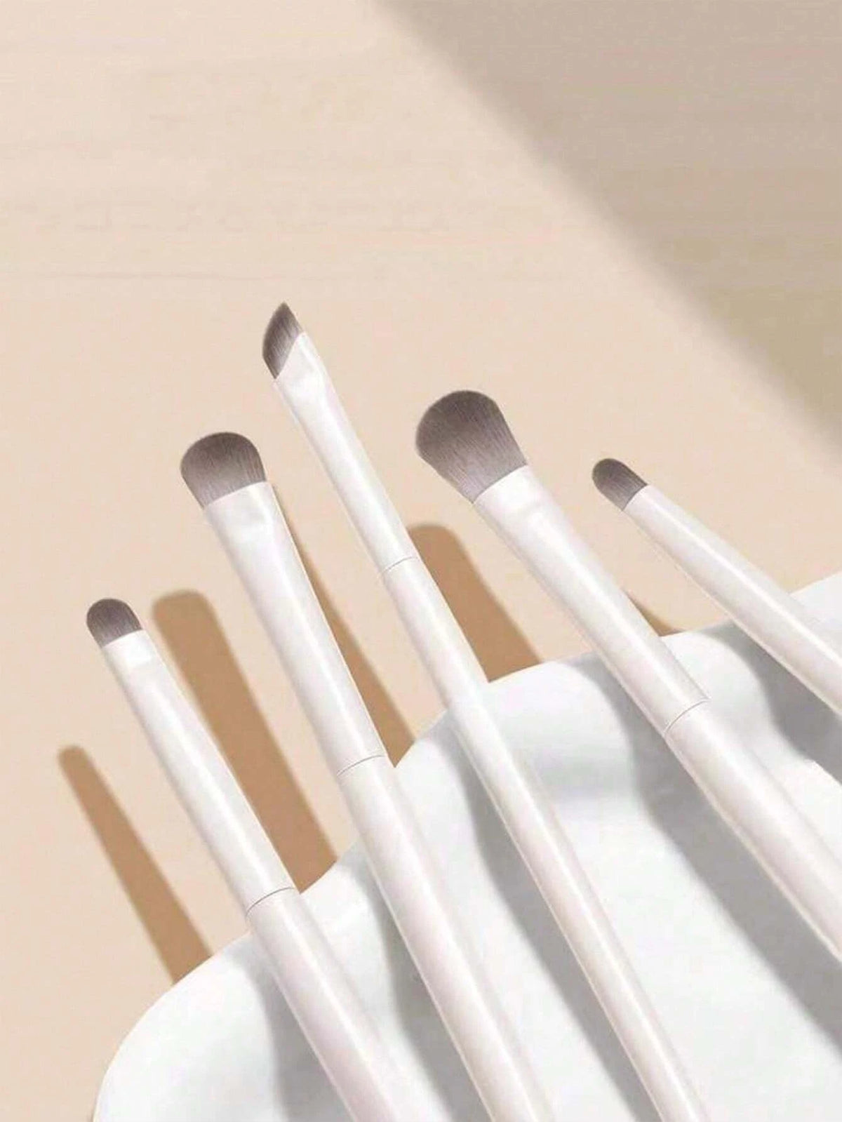 5-Piece Makeup Brush Set | Powder, Blush, Eyeshadow & Spoolie Makeup Brush Set QXL