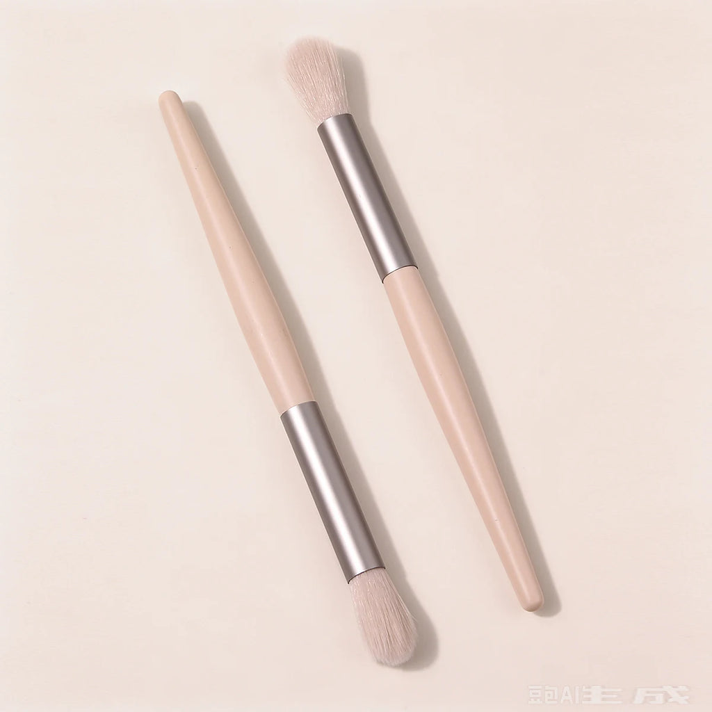 KOSSHOW 2-Pack Fluffy Highlight Brush Set | Shimmer & Glitter Highlight Makeup Brush QXL