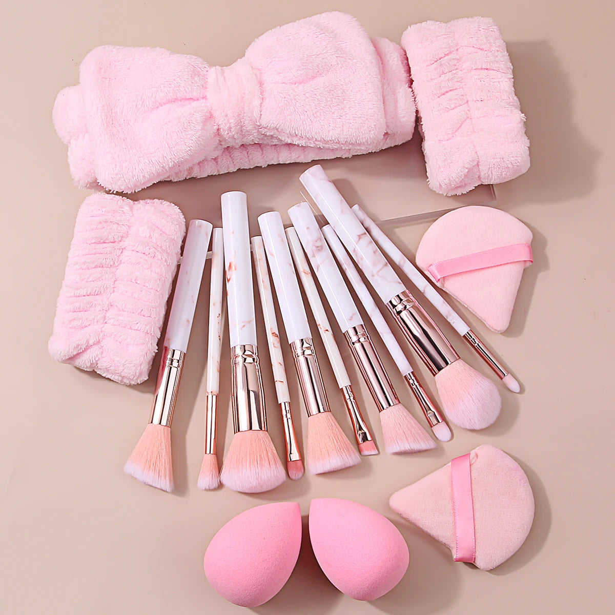 17-Pc Pink Makeup Brush Set with Sponge Puff & Wrist Strap Makeup Brush Set QXL Pink