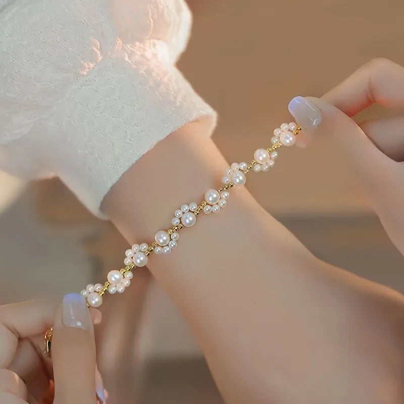 Elegant White Faux Pearl Beaded Bracelet | Unisex Strand Beaded Strand Bracelet QXL